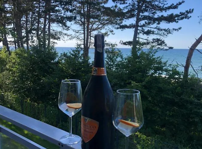 Navango Z Widokiem Na Morze *